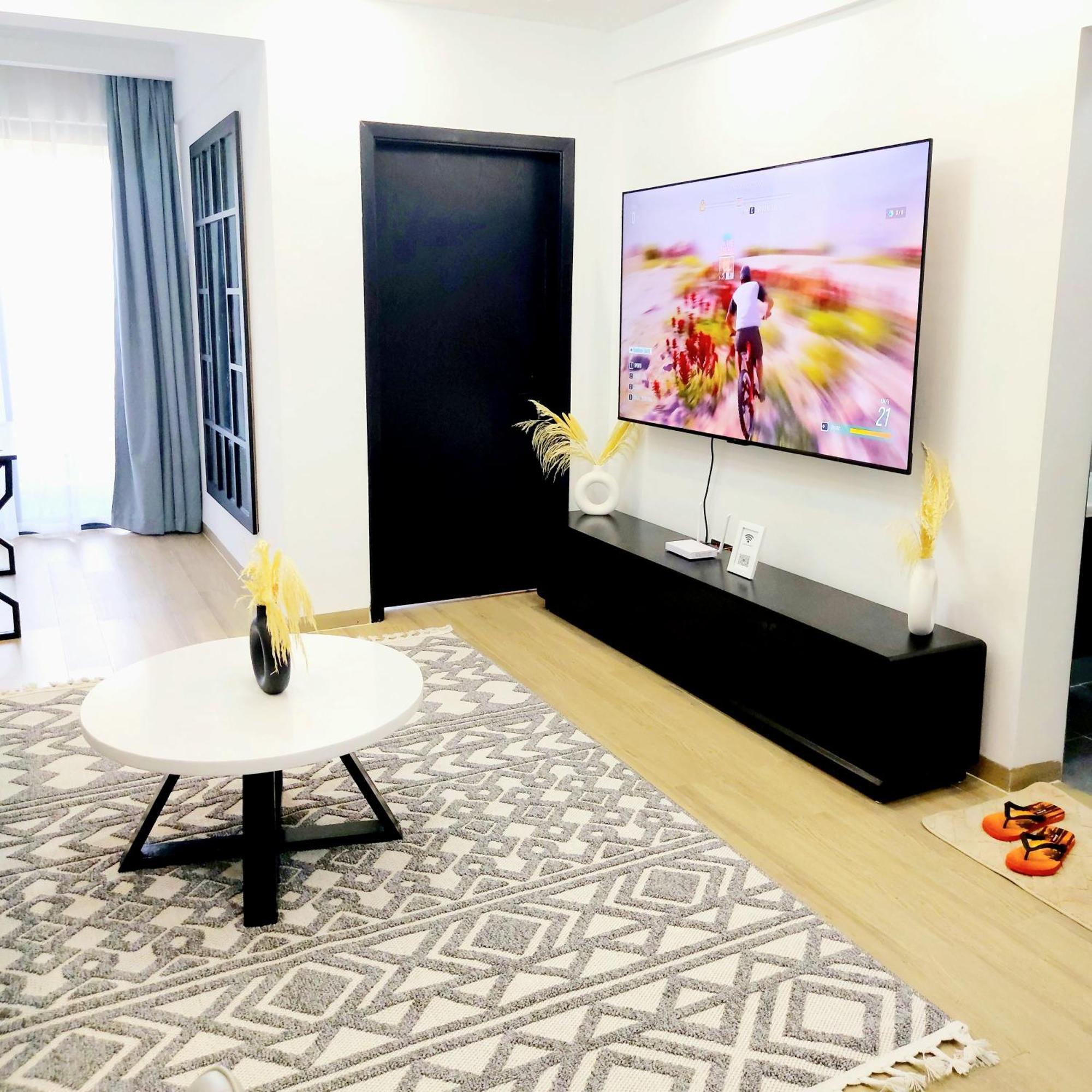 Apartment With Rooftop Pool And Gym In Westlands Nairobi