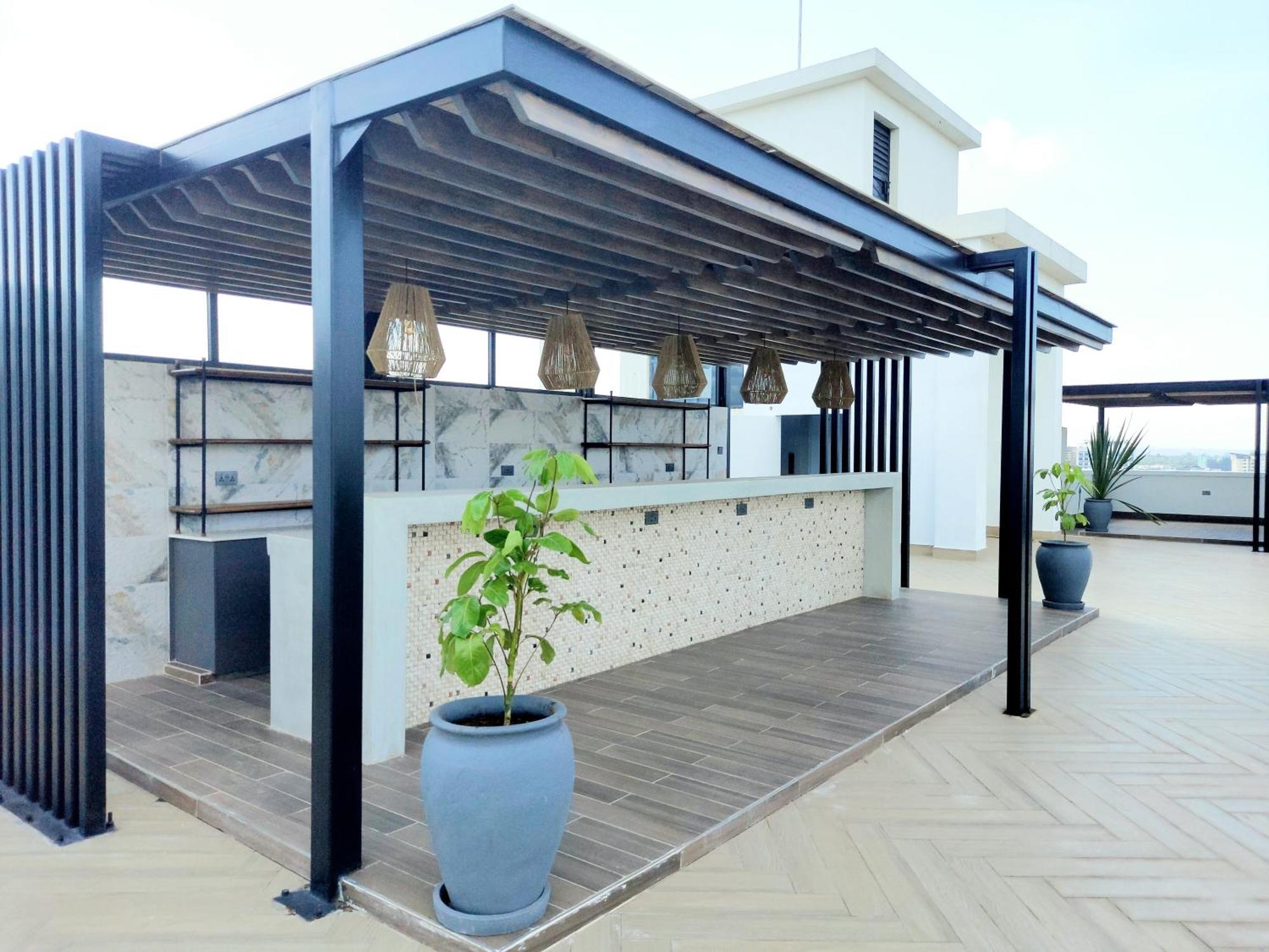 Apartment With Rooftop Pool And Gym In Westlands *